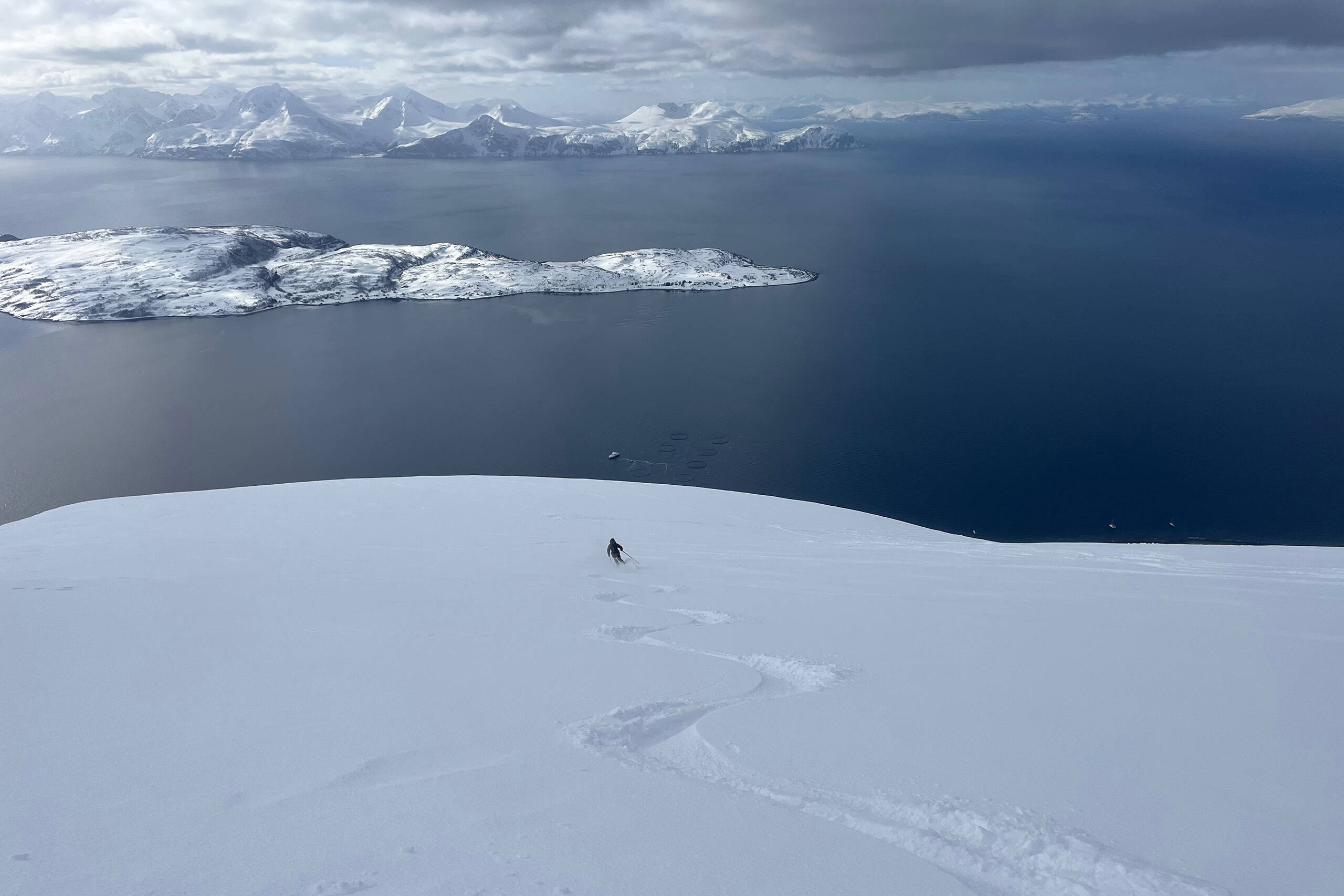 Norwegen – Skitouren Kagen – Arnoya – Uloya – Lyngen Norwegen – Skitouren Kagen – Arnoya – Uloya – Lyngen