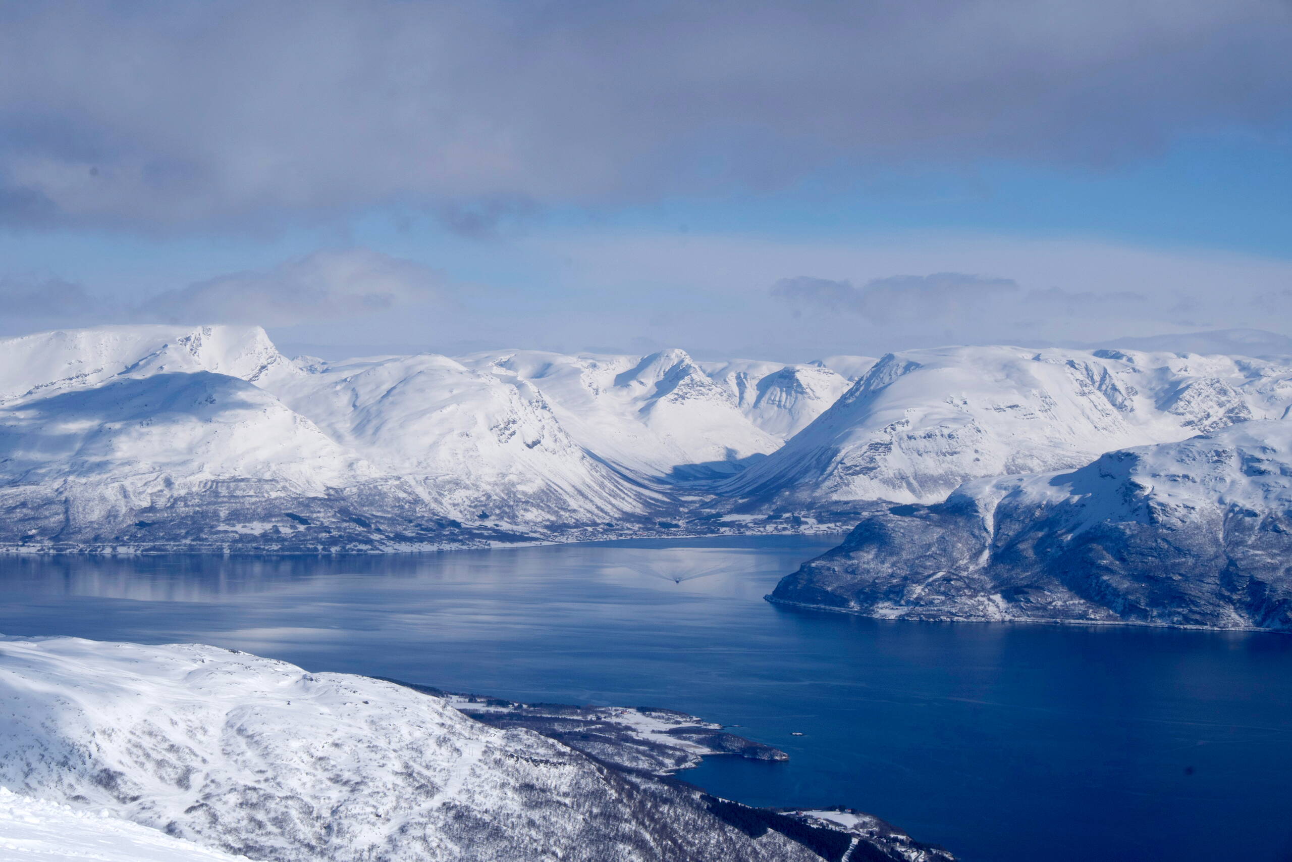 Norwegen – Skitouren Kagen – Arnoya – Uloya – Lyngen Norwegen – Skitouren Kagen – Arnoya – Uloya – Lyngen