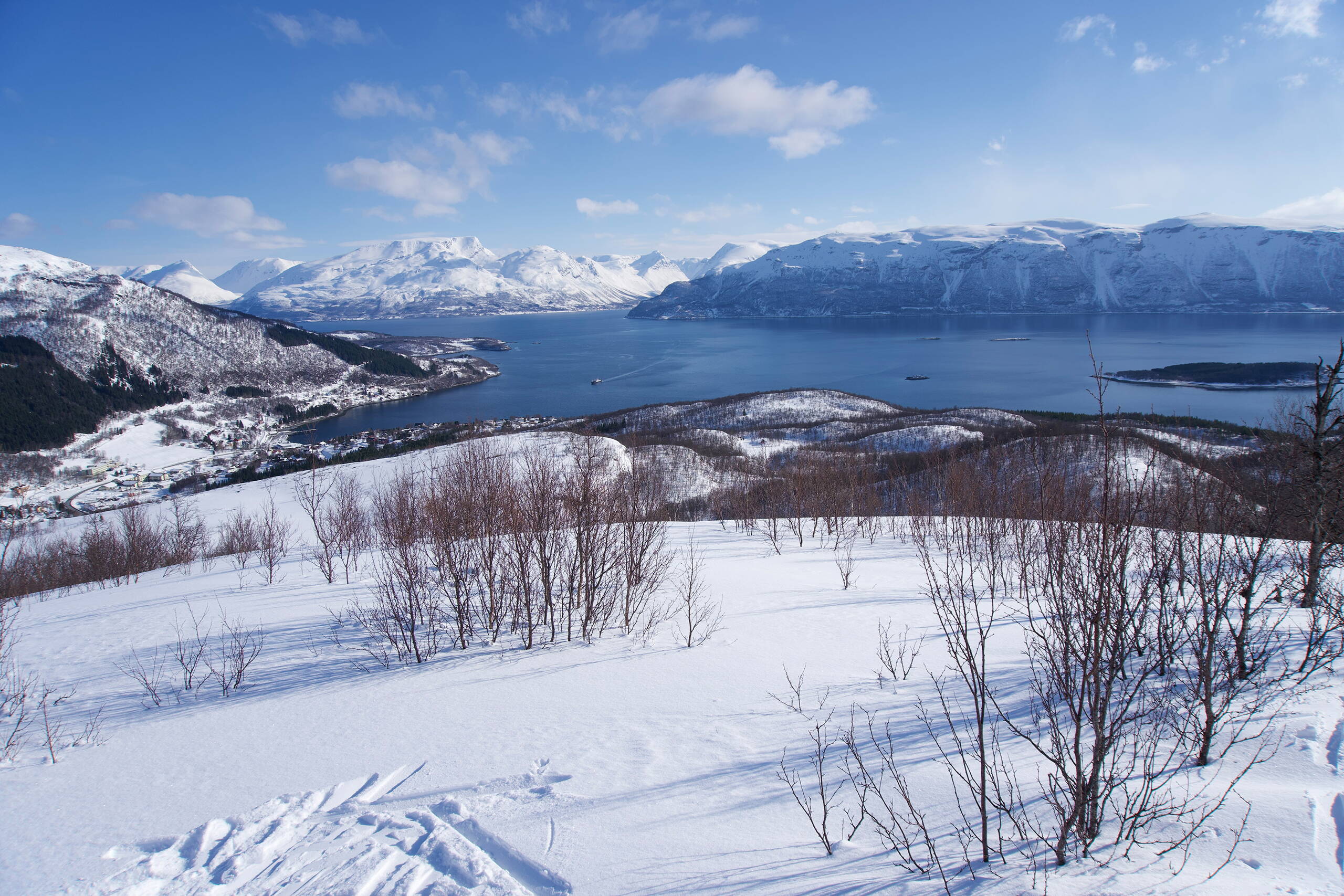 Norwegen – Skitouren Kagen – Arnoya – Uloya – Lyngen Norwegen – Skitouren Kagen – Arnoya – Uloya – Lyngen